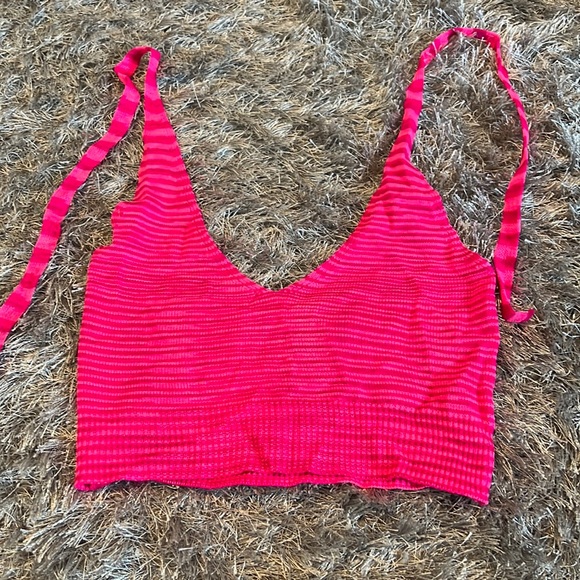 SHEIN Tops - Bright pink halter crop top